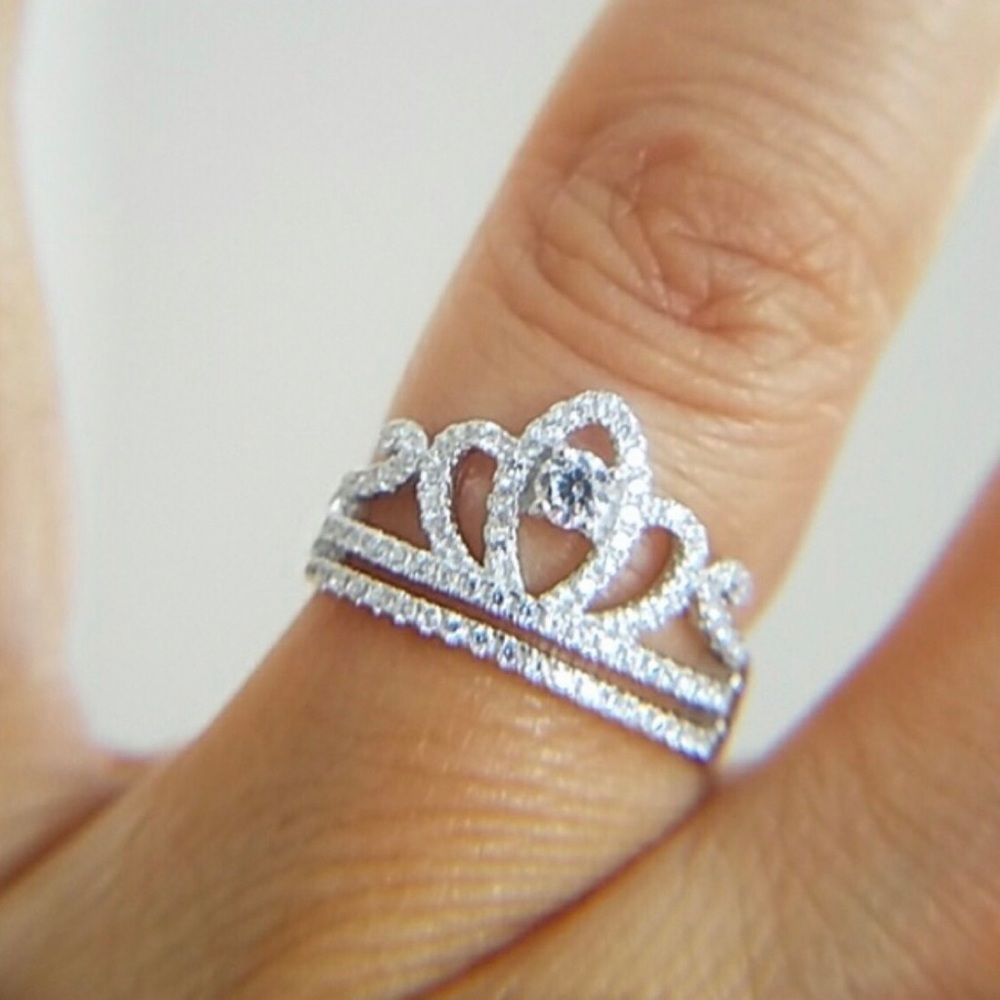 Tiara Sterling Silver Crown Princess Ring Size 9